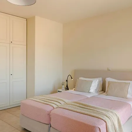 Villa Isalos By Vintage Travel