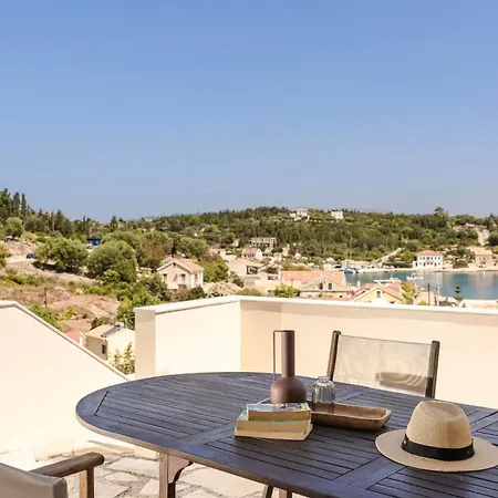 Isalos فيسكاردو