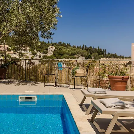 Isalos * فيسكاردو